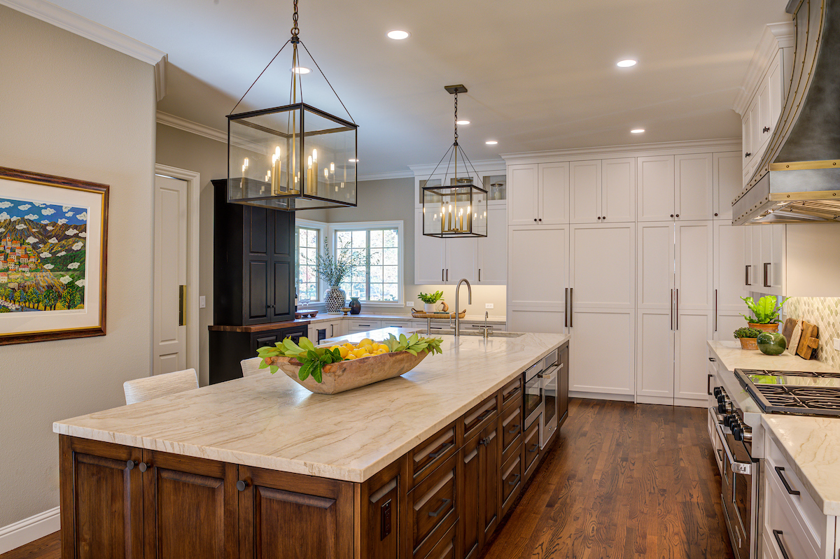 Traditional Elegance Dealer Feature - Bentwood Luxury Kitchens ...